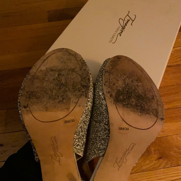 Vince Camuto Shoes Size 8 - Picture 7 of 7